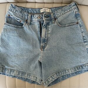 Abercrombie Curve Love Dad Shorts